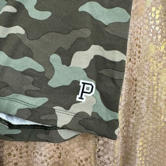 PINK Victorias Secret Green Active Camo Army Bike Shorts Medium - Picture 3 of 5
